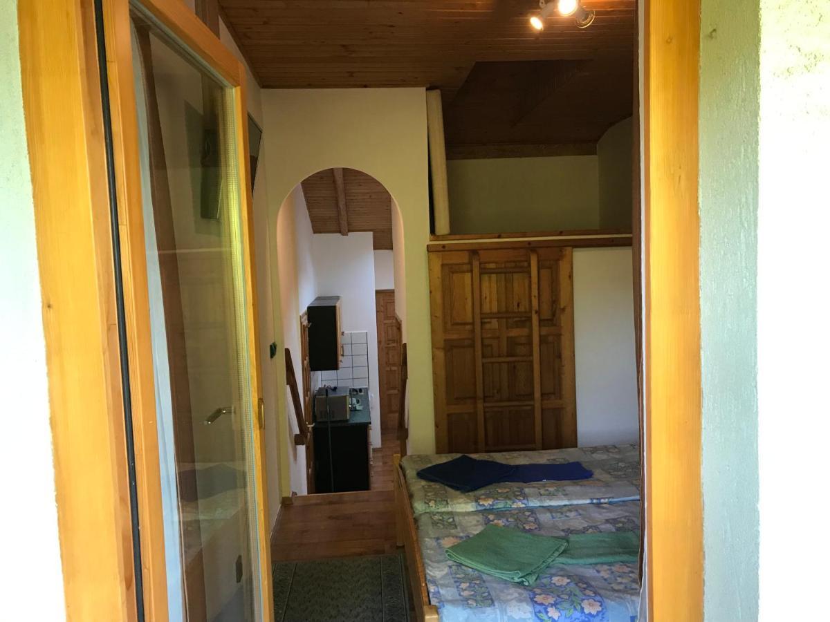 Apartman Nemeth ヘーヴィーズ エクステリア 写真