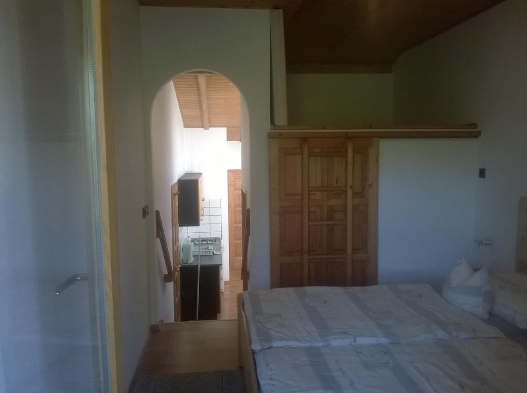 Apartman Nemeth ヘーヴィーズ エクステリア 写真